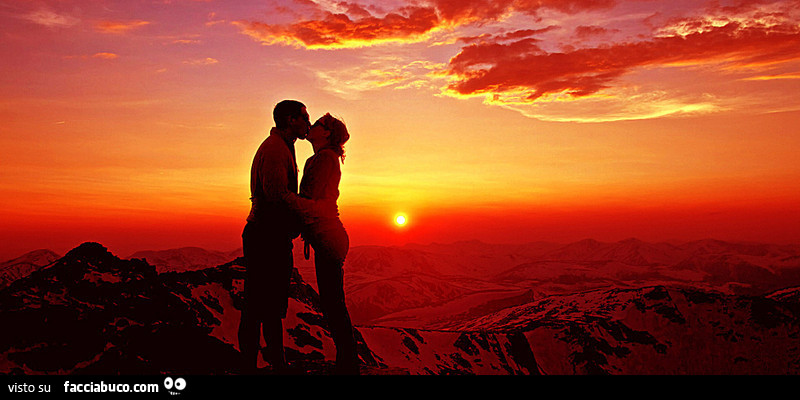 Bacio al tramonto