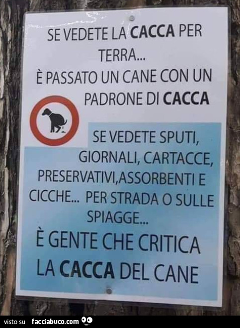 In strada spunta una cacca gigante contro i padroni dei cani