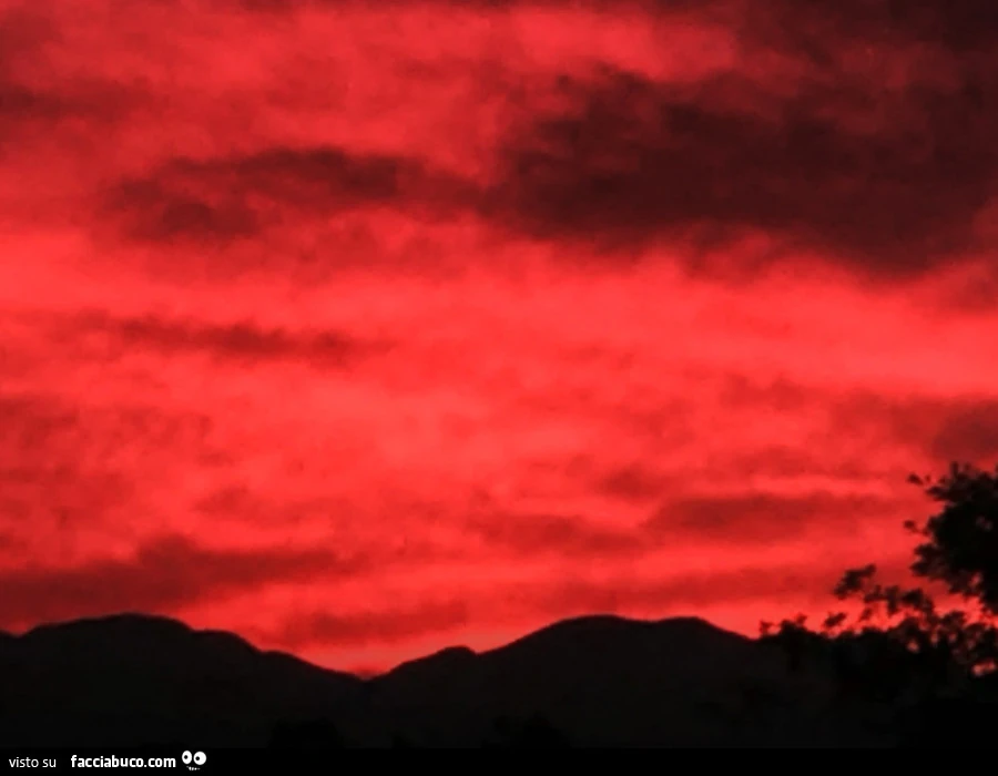Cielo rosso