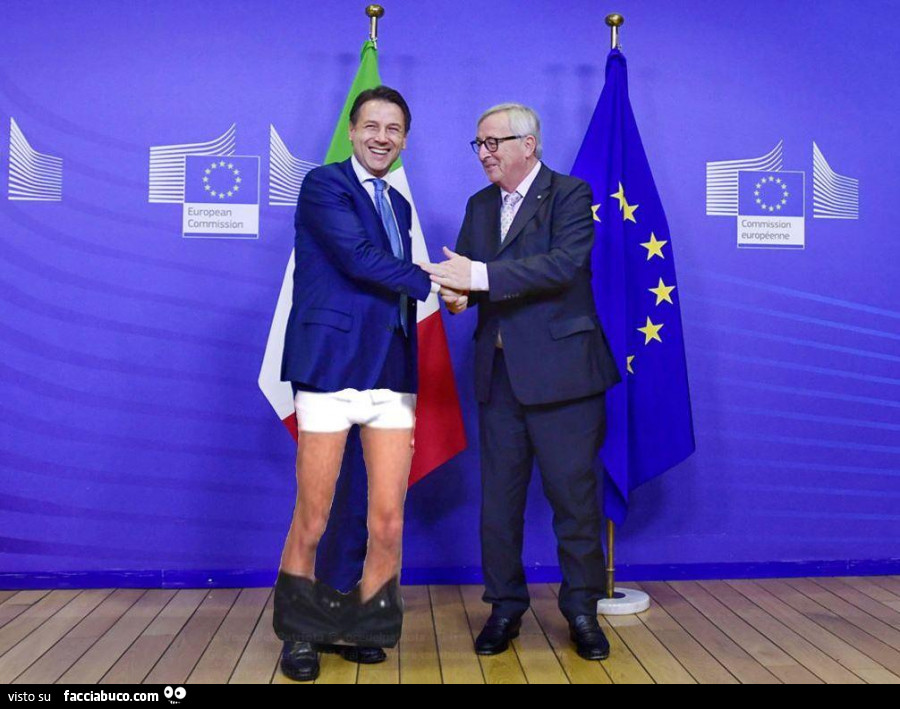 Juncker con Conte in mutande
