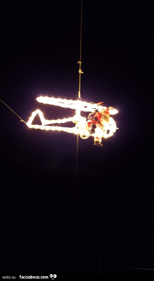 L'elicottero luminoso di Babbo Natale