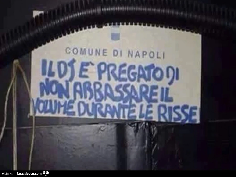 Il dj è pregato di non abbassare il volume durante le risse