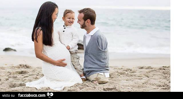 Questo link che mi ha emozionato questo uomo senza gambe senza brace il coraggio senza arrendersi questa e la sua famiglia la moglie aspetta un altro bambino lei è una grande donna