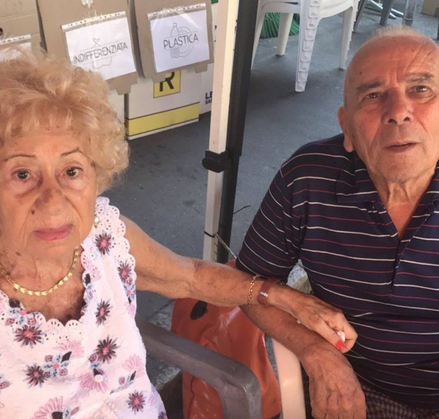 "Lei ha bisogno di me e io di lei". Pasquale e Graziella hanno 87 e 84 anni. Entrambi sfollati dopo il crollo del ponte di Genova, tra le macerie hanno trovato l'amore. Una storia semplicemente meravigliosa <3