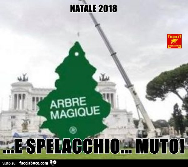 Natale 2018 arbre magique. E spelacchio muto