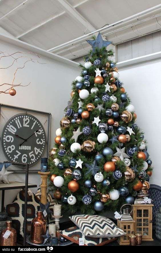 Albero di Natale pronto